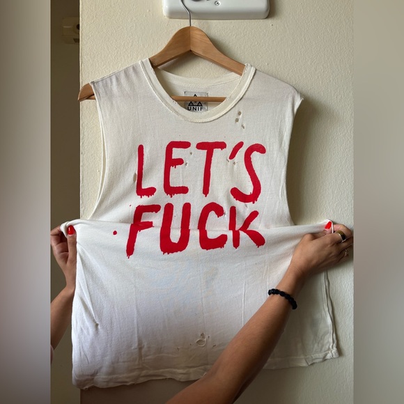 UNIF SECRET MESSAGE RARE Ellegy Pocr Muscle Tee/Tank Top Size M Medium White - Picture 1 of 5
